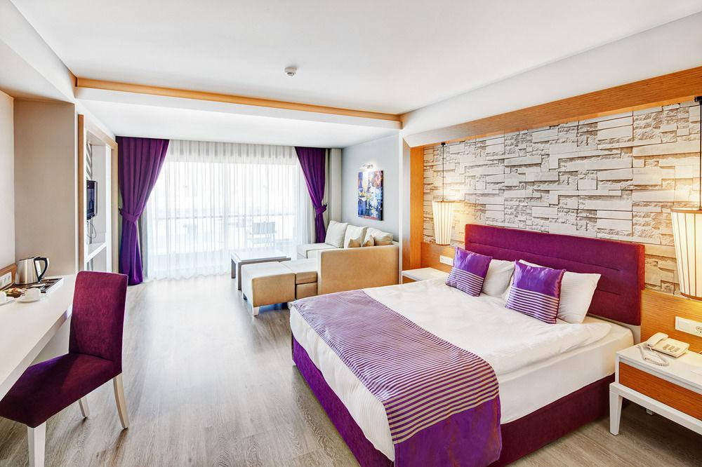 Jacaranda Otel 5*